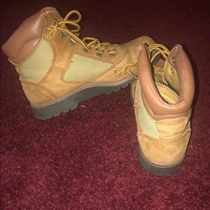 Timberland 6-Inch Field Boot Sundance Brown Nubuck